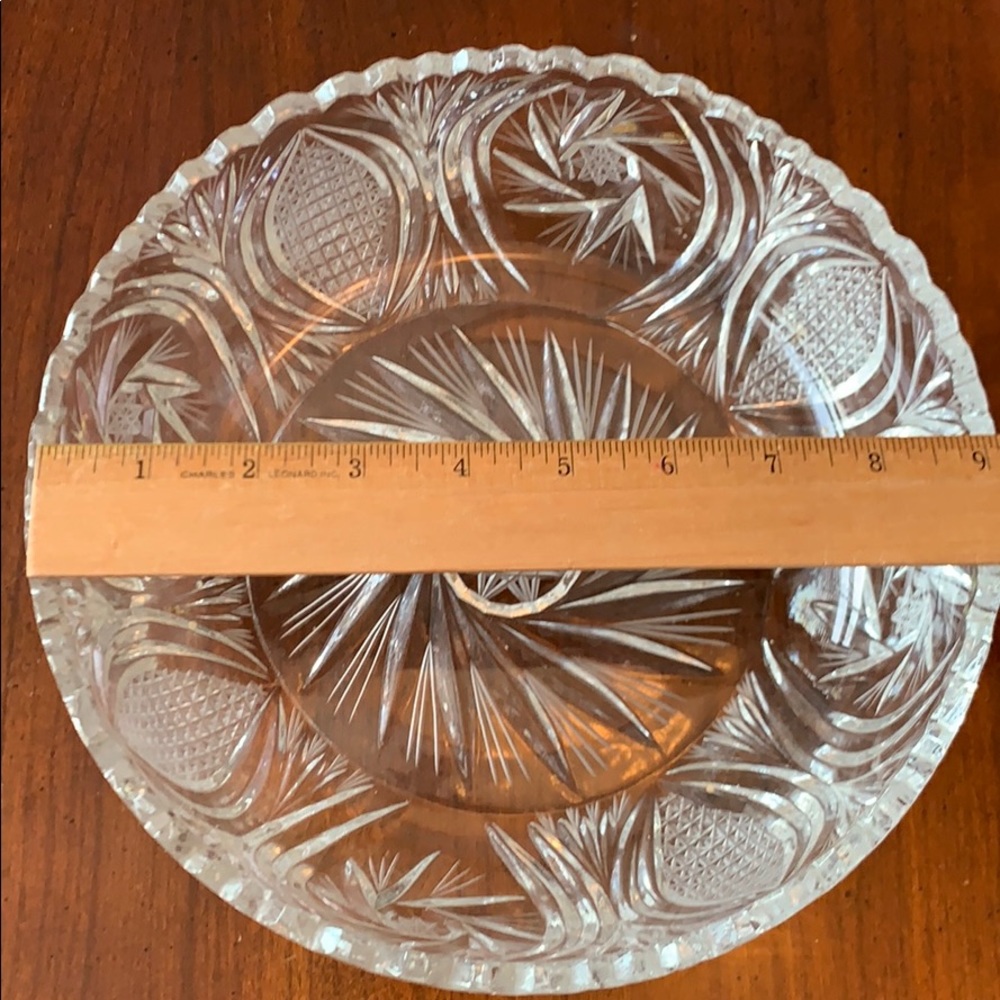 Vintage cut glass 9” diameter bowl. Beautiful ❣️ - Picture 4 of 4